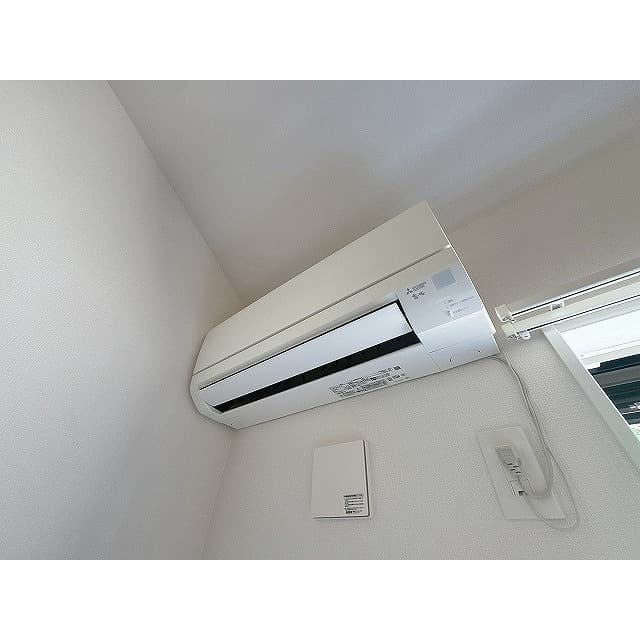 Room image 13