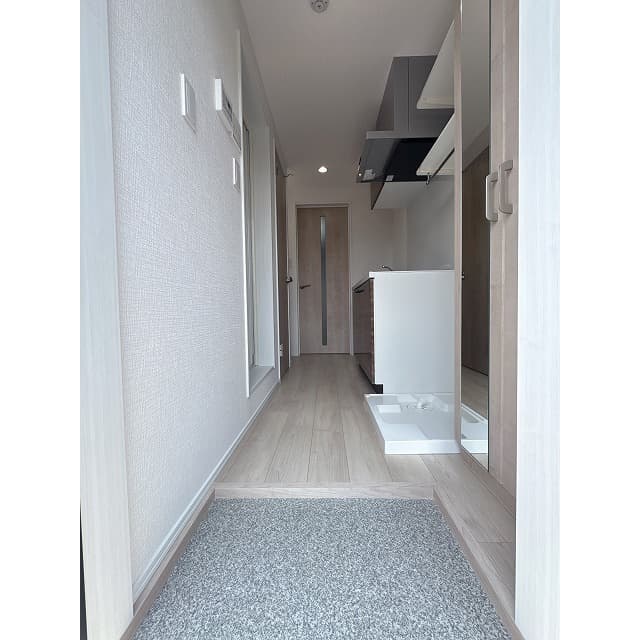 Room image 13