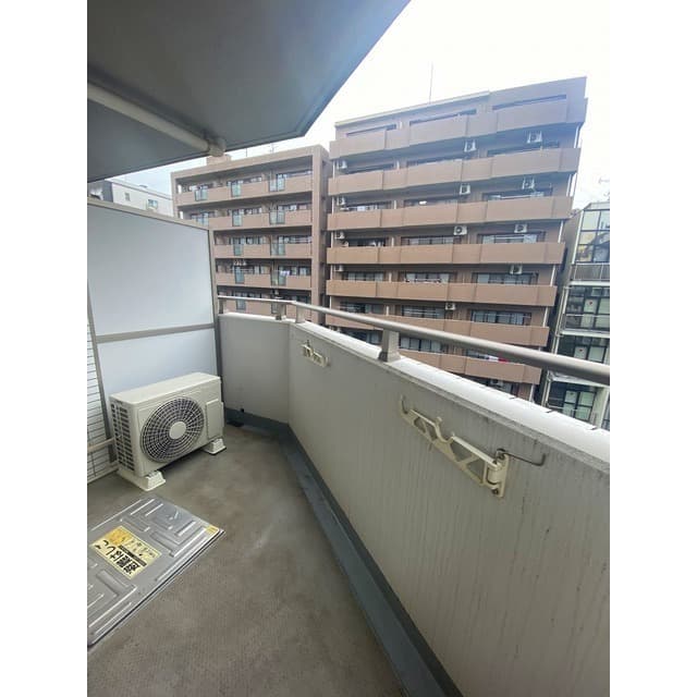 Room image 12