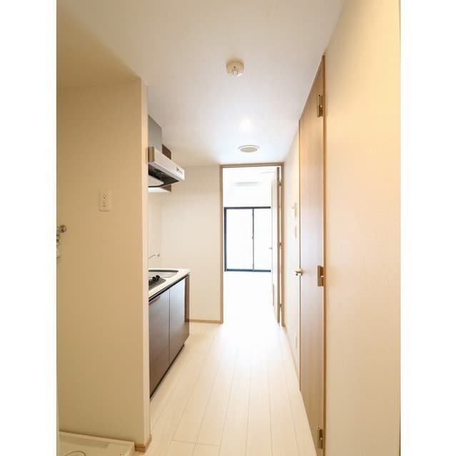 Room image 14