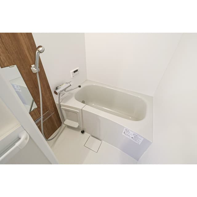 Room image 12