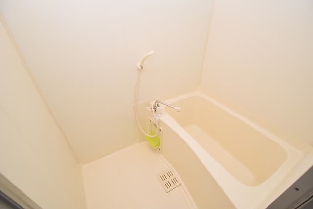 Room image 13