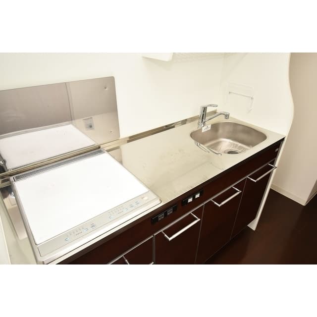 Room image 9