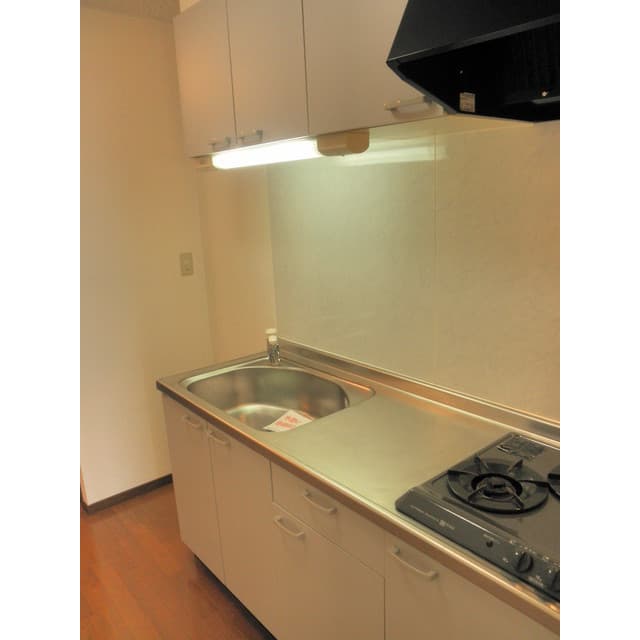 Room image 14