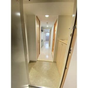Room image 12