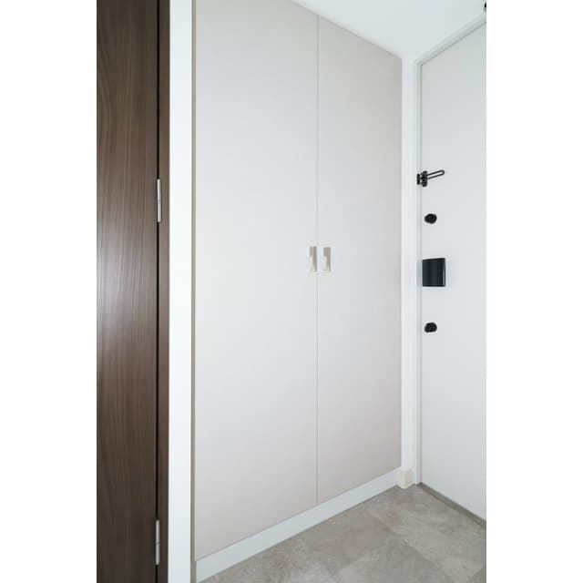 Room image 16