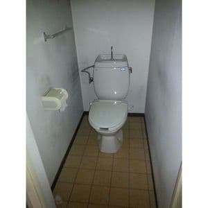 Room image 16