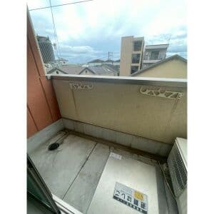 Room image 13