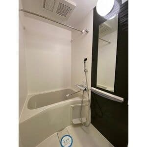 Room image 14