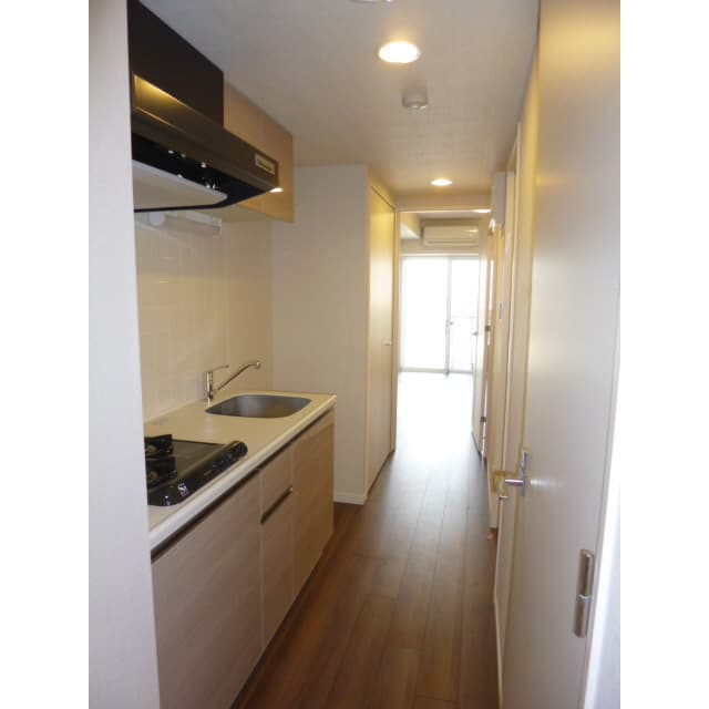 Room image 13