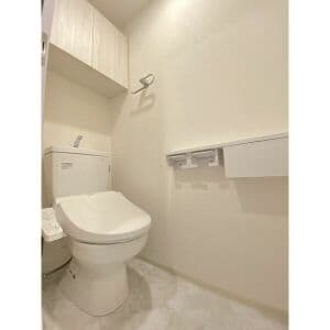 Room image 14