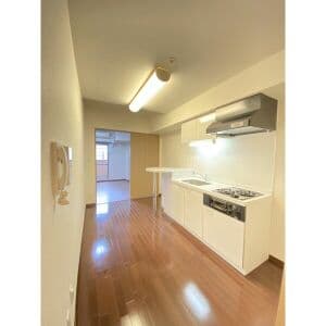 Room image 14