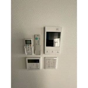 Room image 15