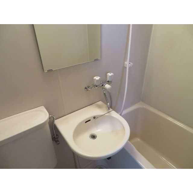 Room image 14