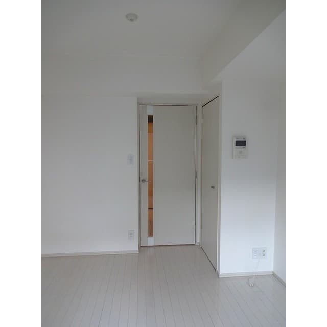 Room image 14