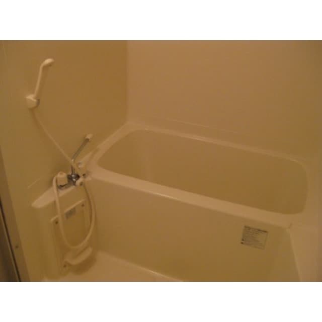 Room image 10
