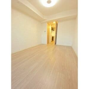 Room image 16