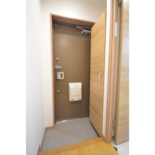 Room image 15