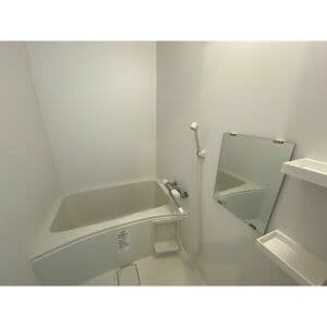 Room image 16