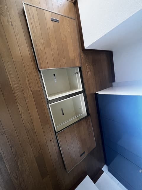 Room image 13