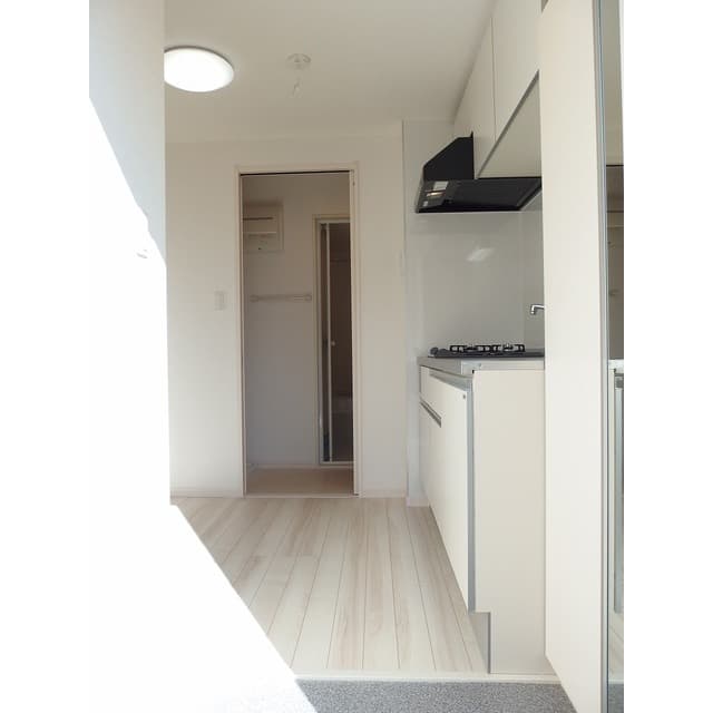 Room image 9