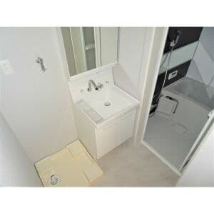 Room image 12