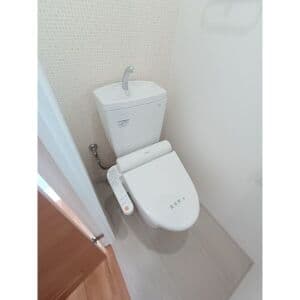 Room image 13
