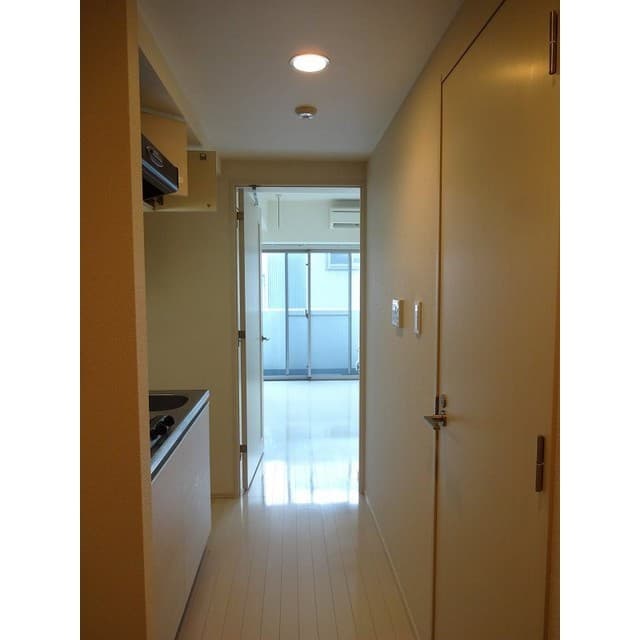 Room image 13