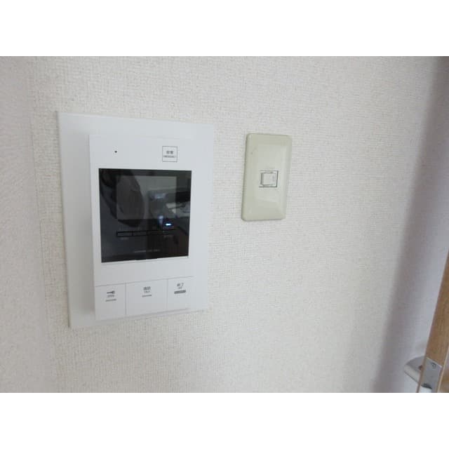 Room image 16