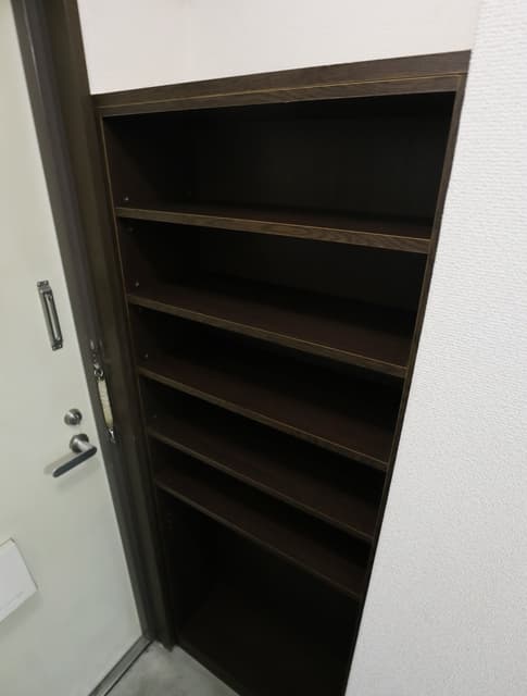 Room image 12