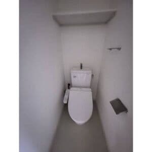 Room image 15