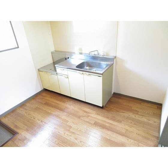 Room image 14