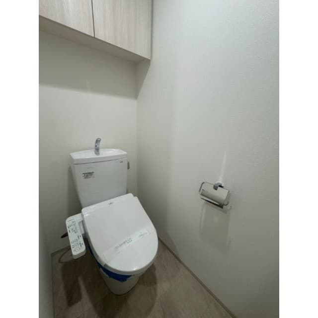 Room image 11
