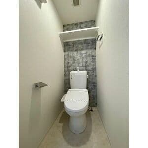 Room image 16