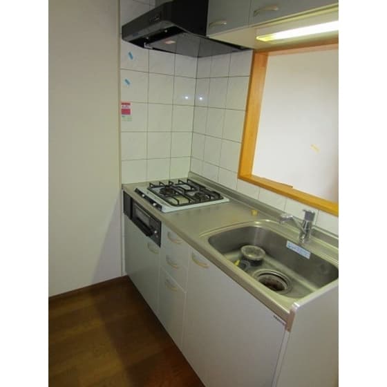 Room image 9