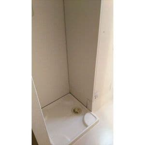 Room image 11