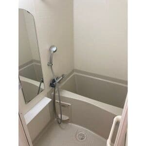 Room image 9