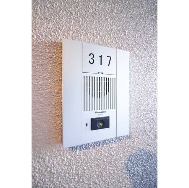 Room image 16