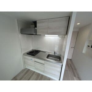 Room image 16