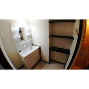 Room image 13