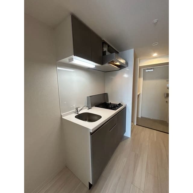 Room image 16