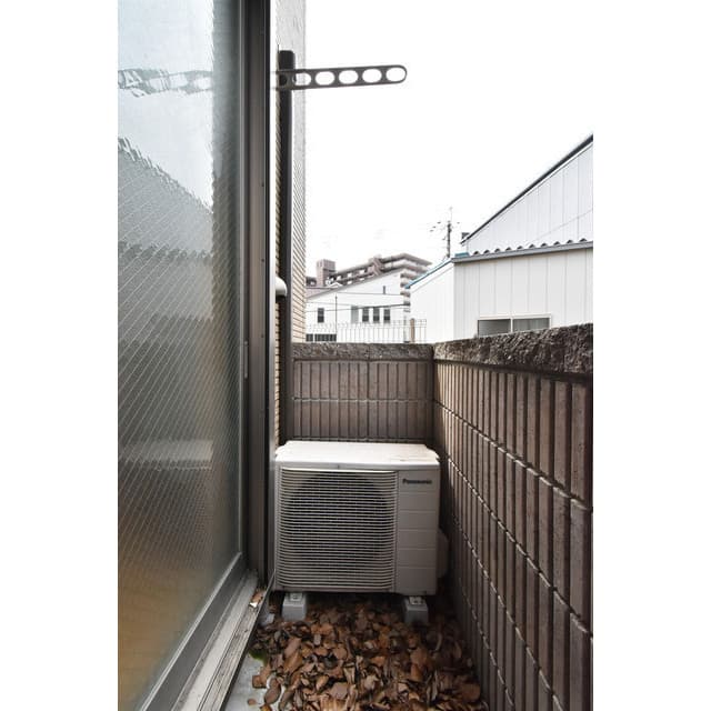 Room image 15