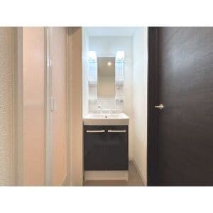 Room image 15