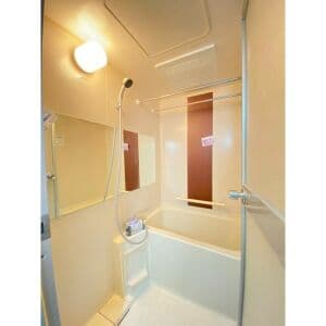 Room image 15