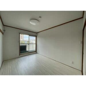 Room image 14