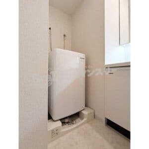 Room image 10