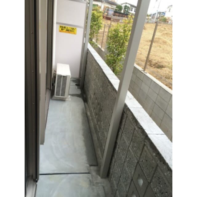 Room image 16