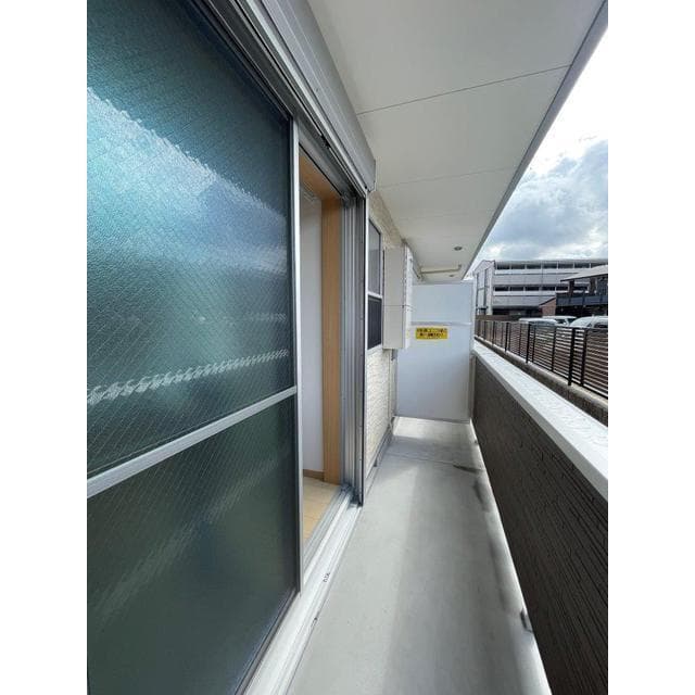 Room image 15