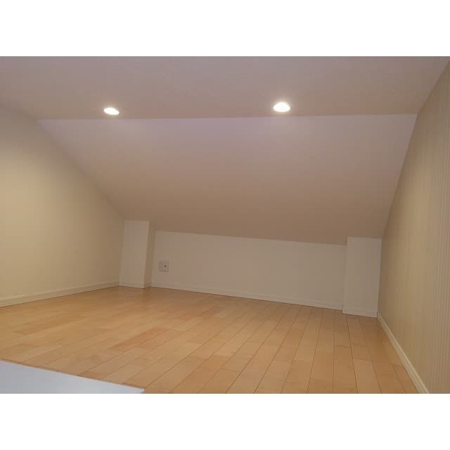 Room image 14