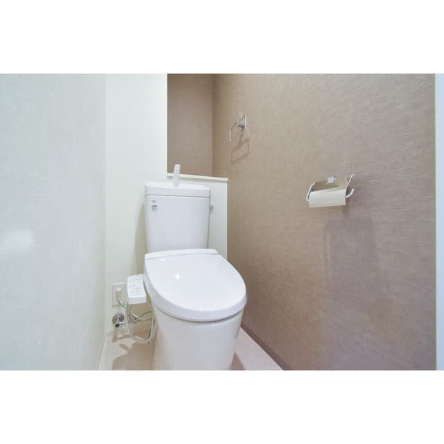 Room image 9